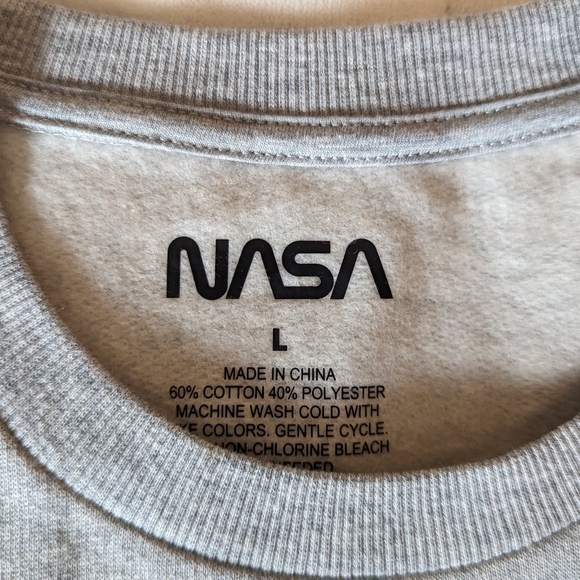 Men's NASA Graphic Sweatshirt - Picture 4 of 5